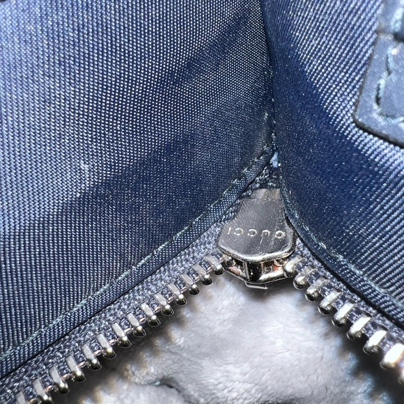 🌼SOLD🌼🌸Gucci Blooms Zip Wrislet Pouch🌸 - Picture 9 of 17